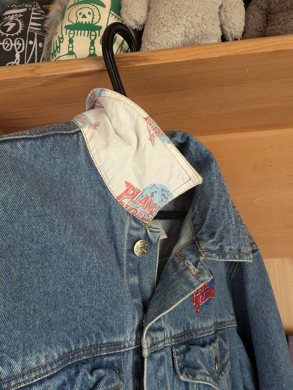 Vintage 90's Planet Hollywood Cannes Denim Jacket - Picture 6 of 8